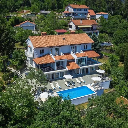 Travia Veprinac